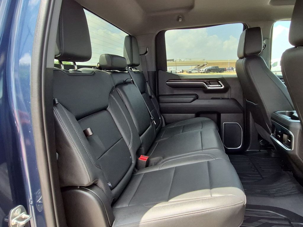Thumbnail: 2022 GMC Sierra 1500 - 32