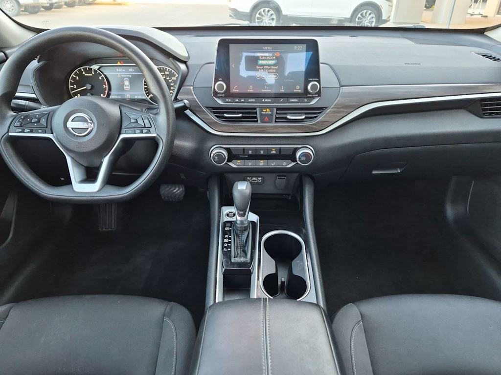Thumbnail: 2024 Nissan Altima - 10