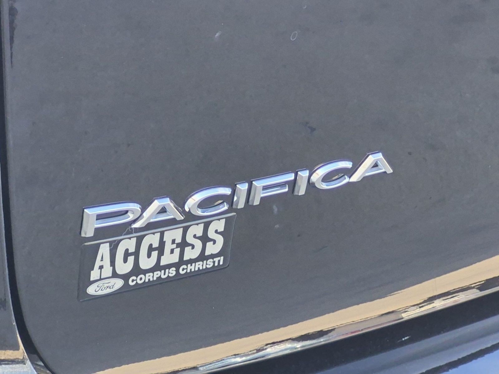 Thumbnail: 2025 Chrysler Pacifica - 30