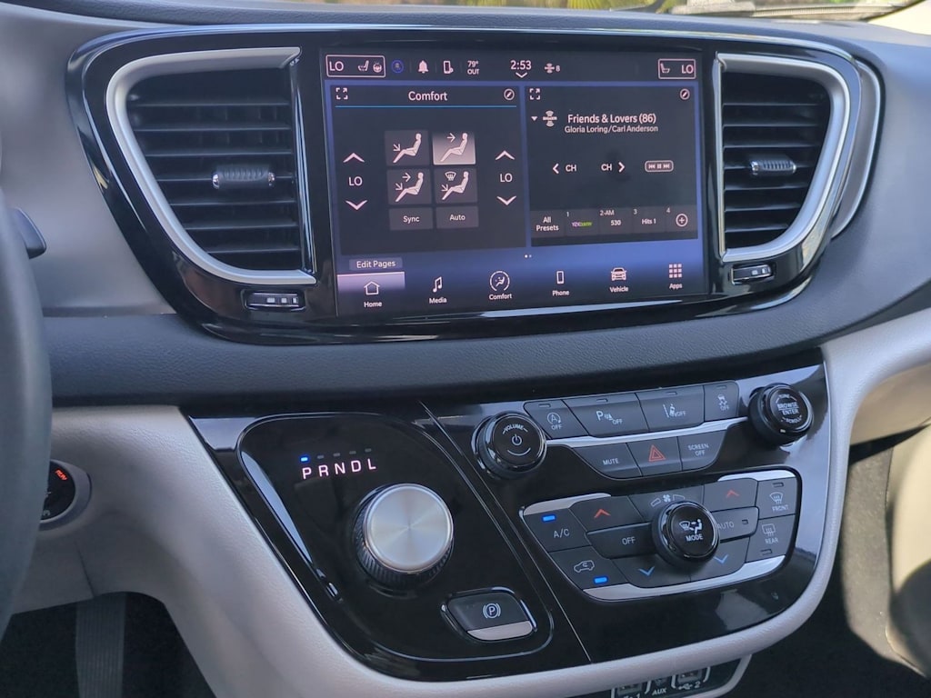 Thumbnail: 2023 Chrysler Pacifica - 14