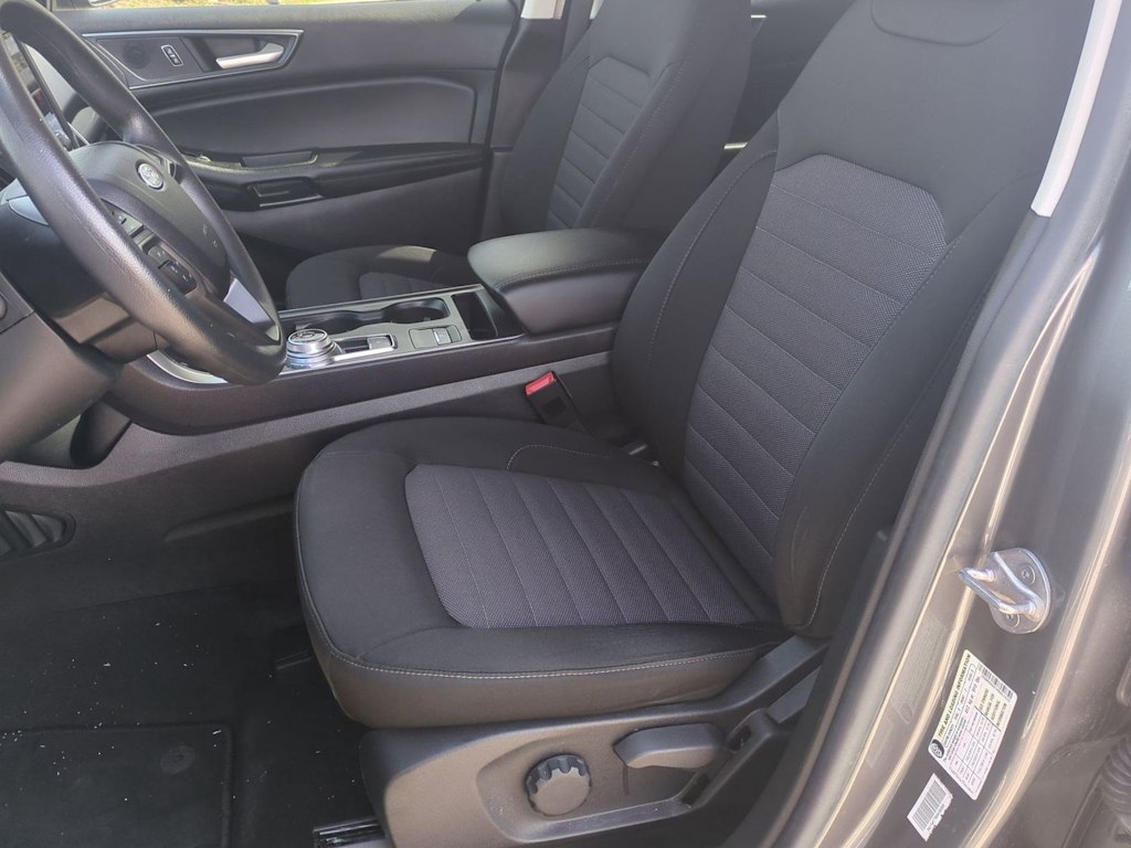 Thumbnail: 2023 Ford Edge - 10