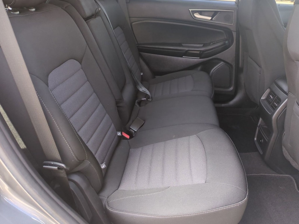 Thumbnail: 2023 Ford Edge - 32