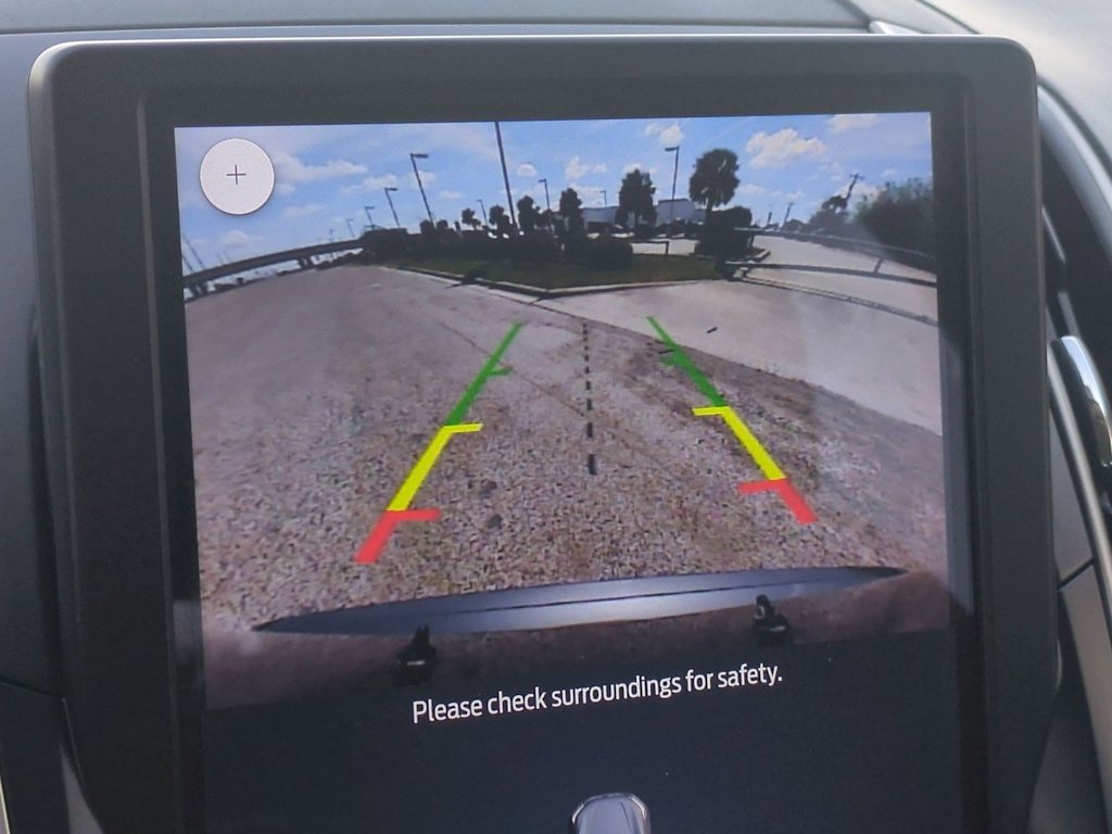 Thumbnail: 2023 Ford Edge - 26