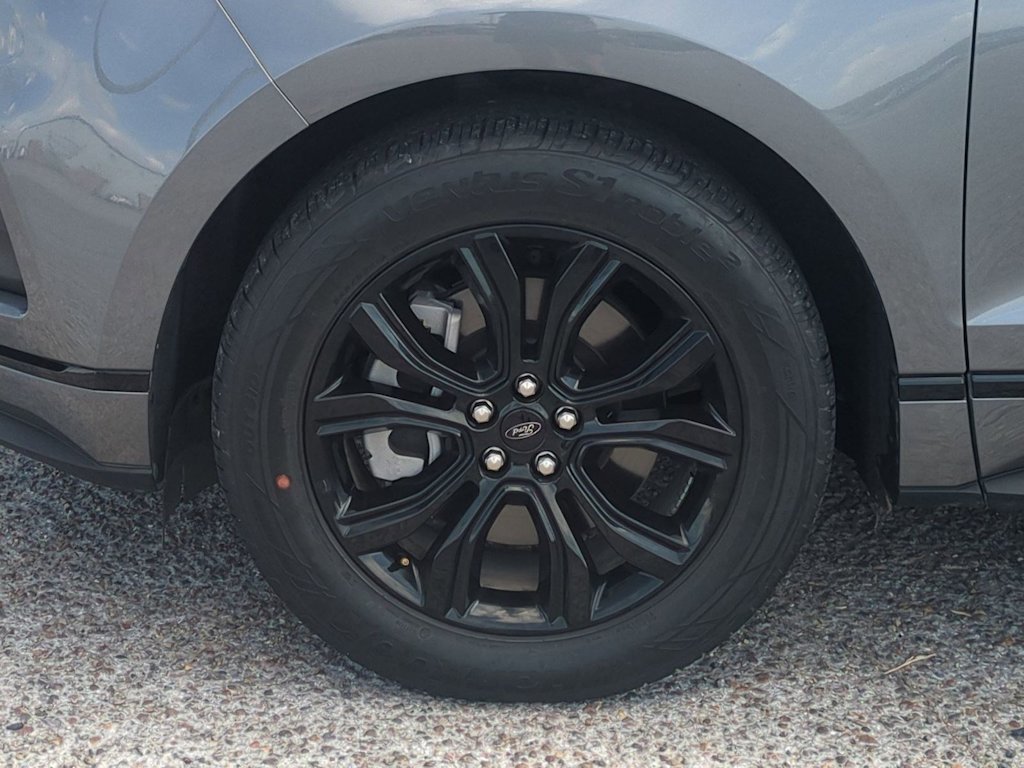 Thumbnail: 2023 Ford Edge - 7