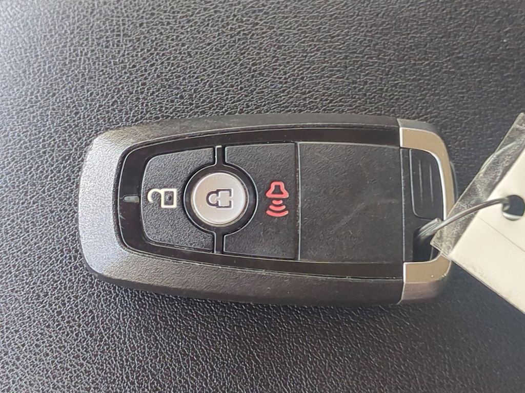 Thumbnail: 2023 Ford Edge - 18