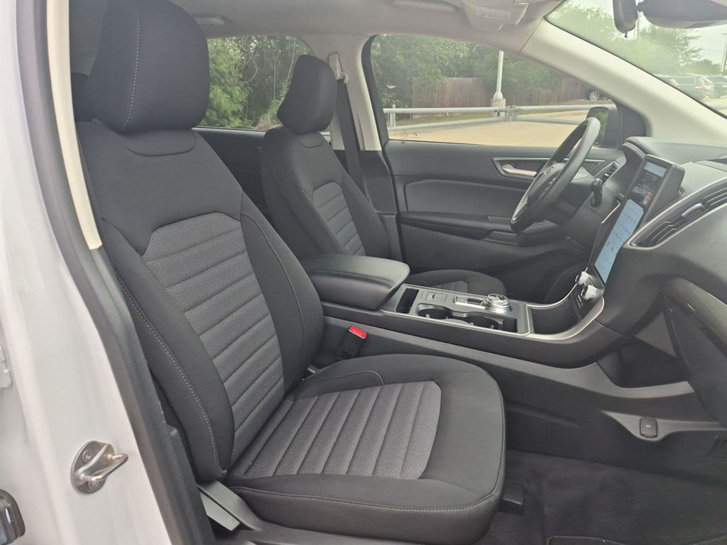 Thumbnail: 2024 Ford Edge - 13