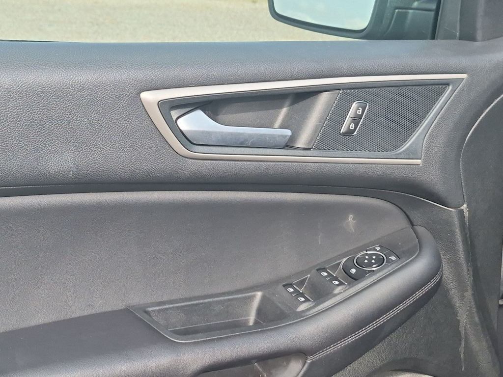 Thumbnail: 2024 Ford Edge - 31