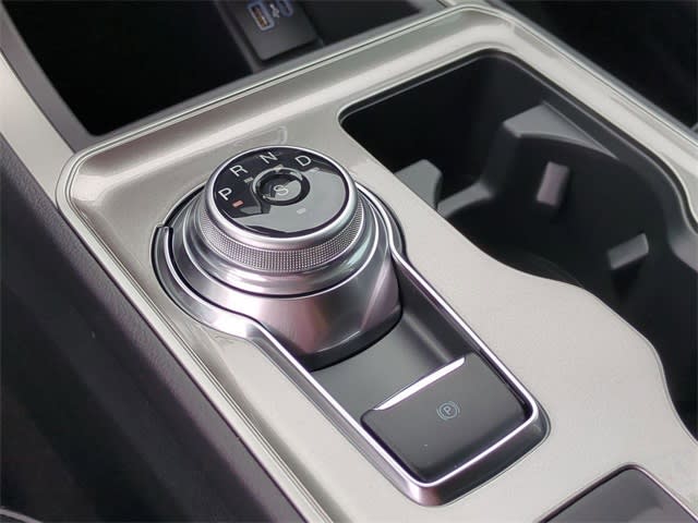 Thumbnail: 2024 Ford Edge - 16