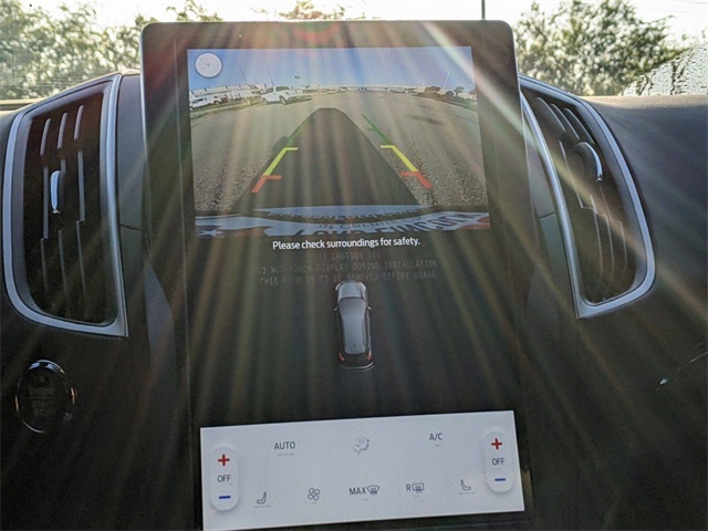 Thumbnail: 2024 Ford Edge - 23