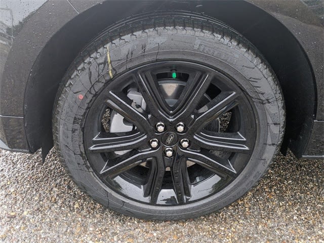 Thumbnail: 2024 Ford Edge - 9