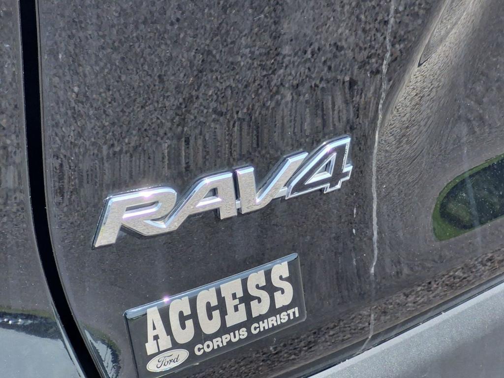 Thumbnail: 2023 Toyota RAV4 - 32