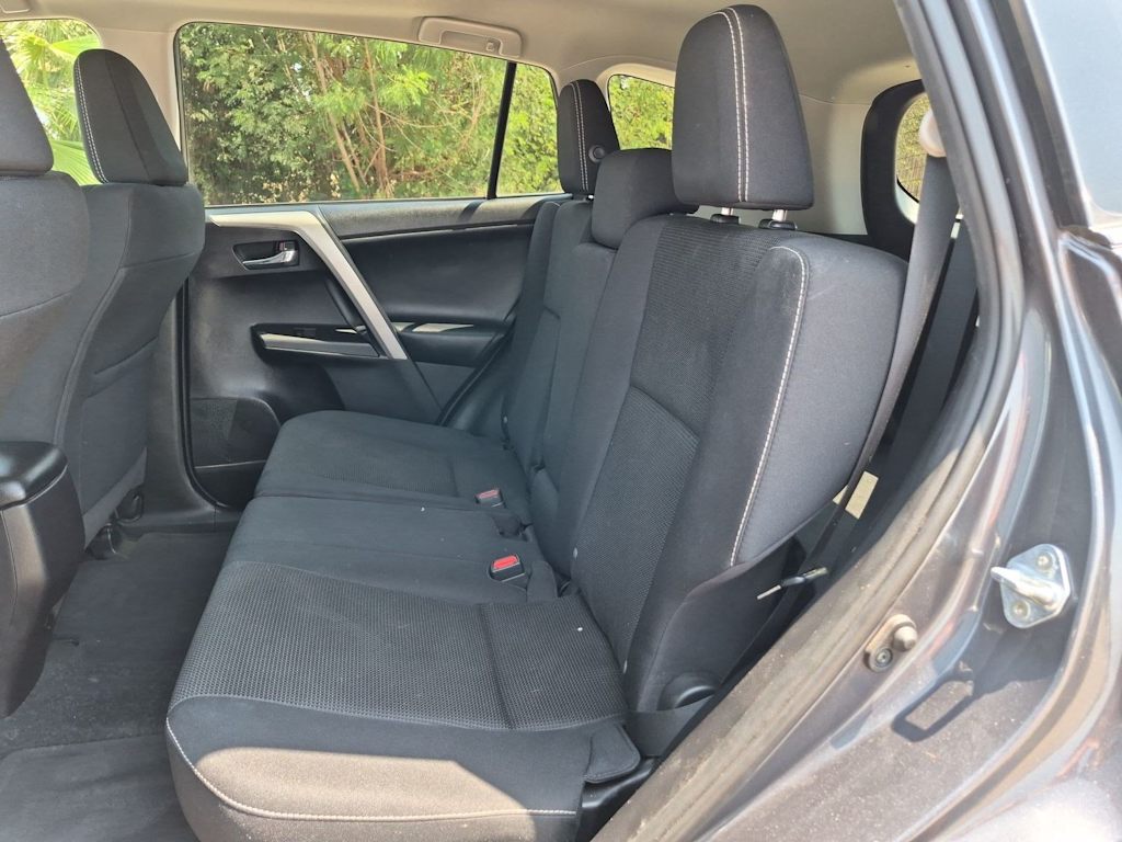 Thumbnail: 2017 Toyota RAV4 - 12
