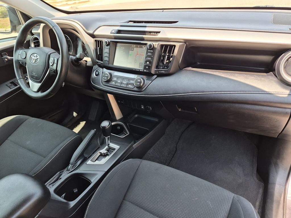 Thumbnail: 2017 Toyota RAV4 - 13