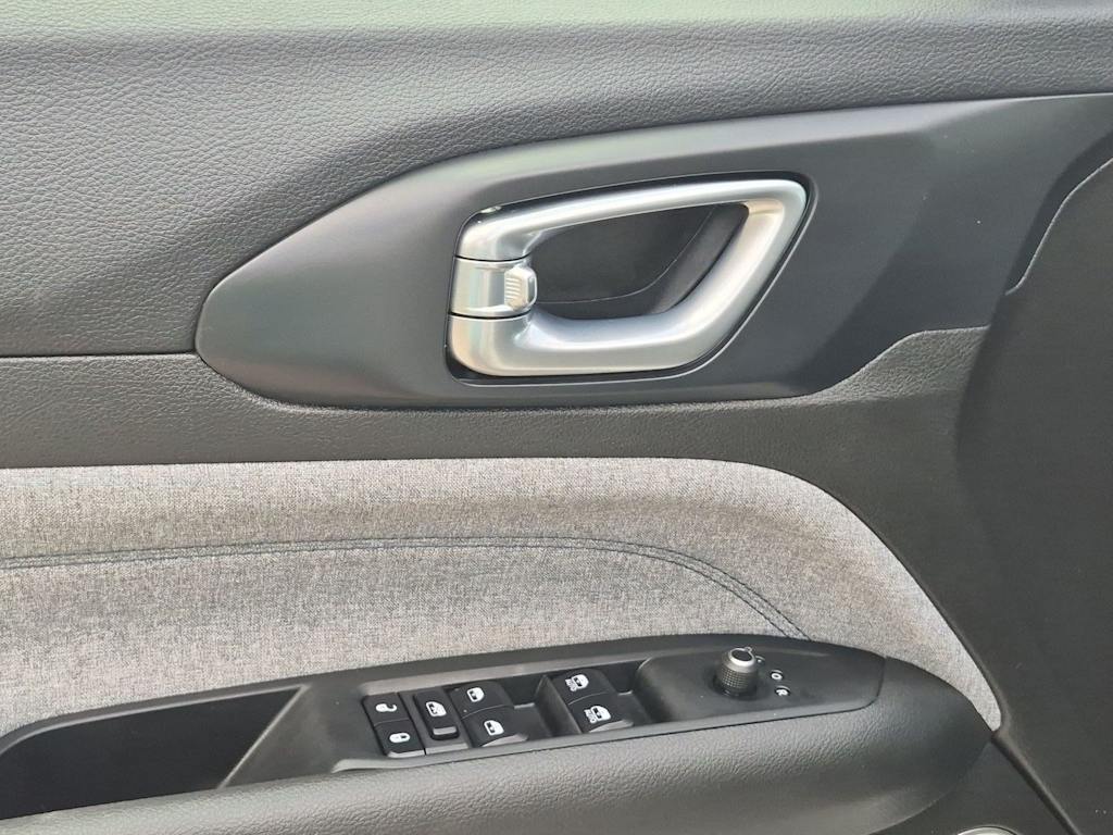 Thumbnail: 2024 Jeep Compass - 31