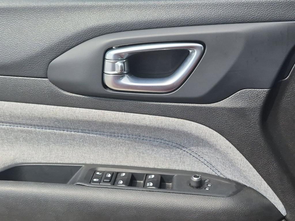 Thumbnail: 2024 Jeep Compass - 30