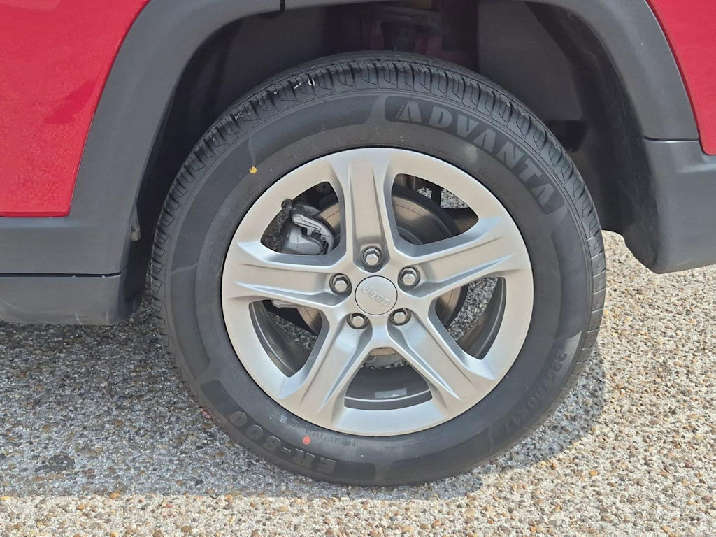 Thumbnail: 2024 Jeep Compass - 8