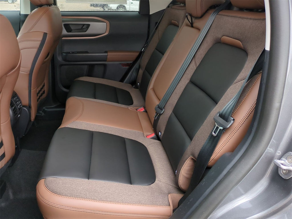2025 Ford Bronco Sport Outer Banks 12