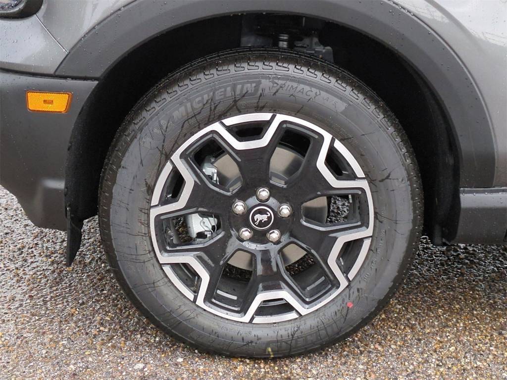 2025 Ford Bronco Sport Outer Banks 7