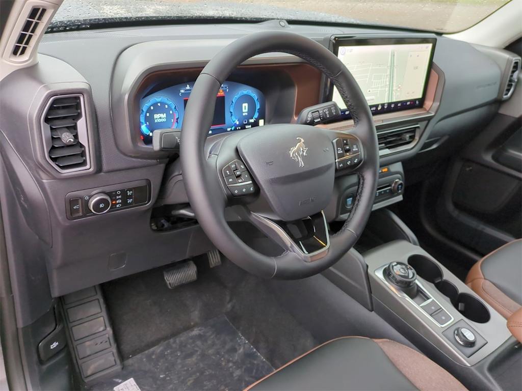 2025 Ford Bronco Sport Outer Banks 2