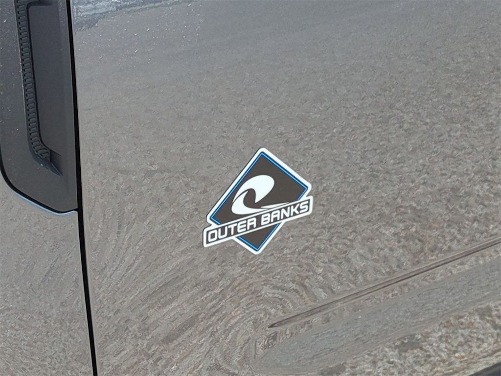 Thumbnail: 2025 Ford Bronco Sport - 6