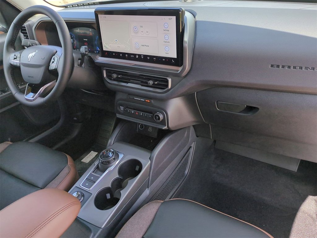 Thumbnail: 2025 Ford Bronco Sport - 13