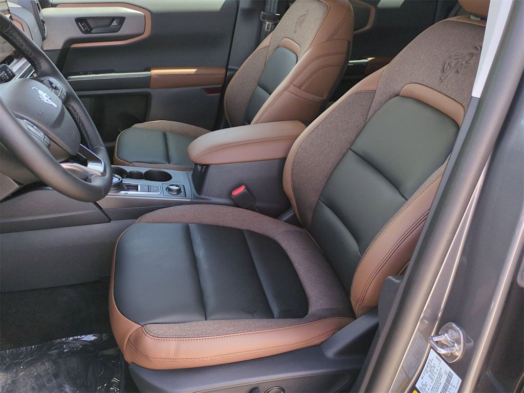 Thumbnail: 2025 Ford Bronco Sport - 10