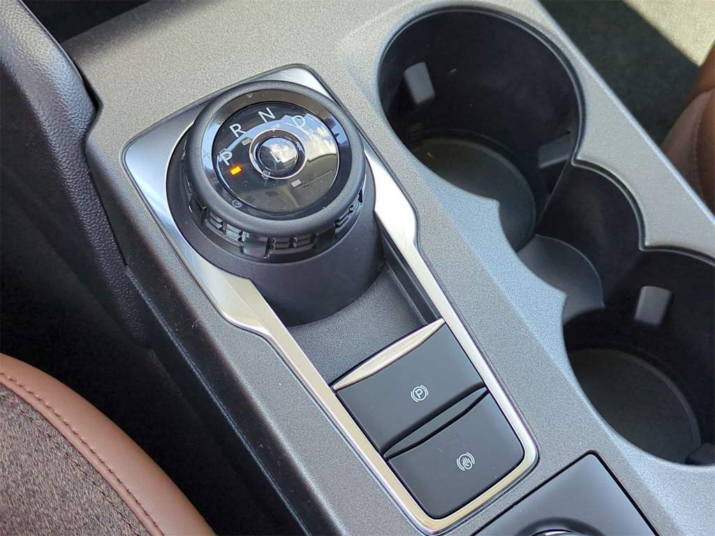 Thumbnail: 2025 Ford Bronco Sport - 15