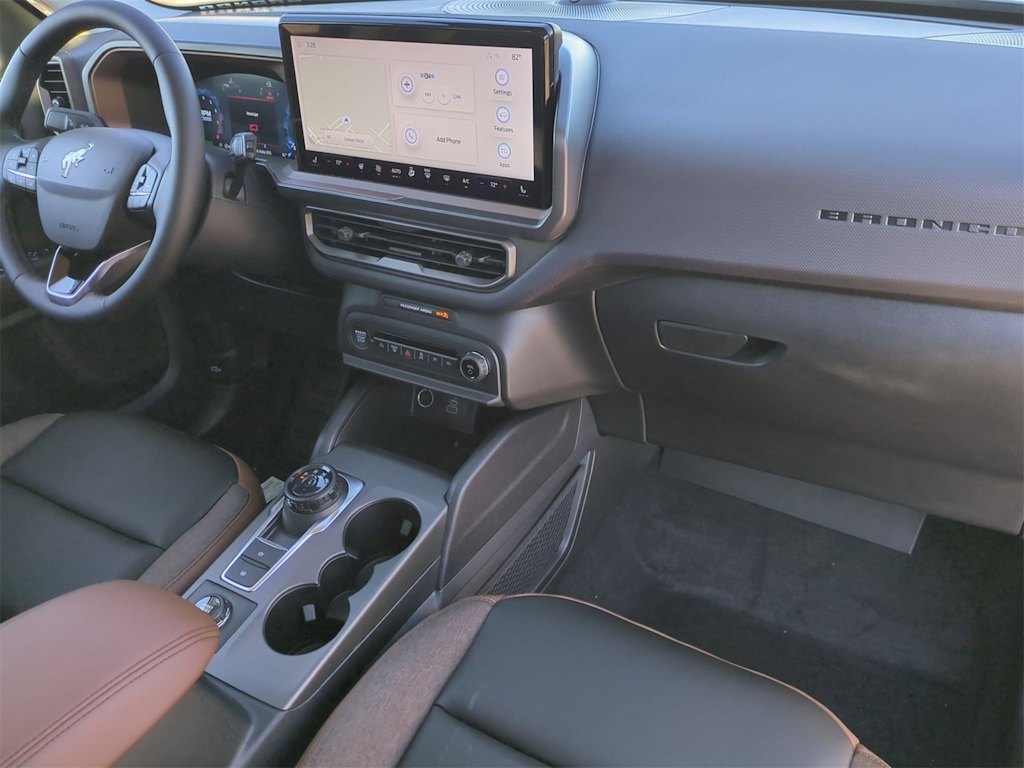 Thumbnail: 2025 Ford Bronco Sport - 13