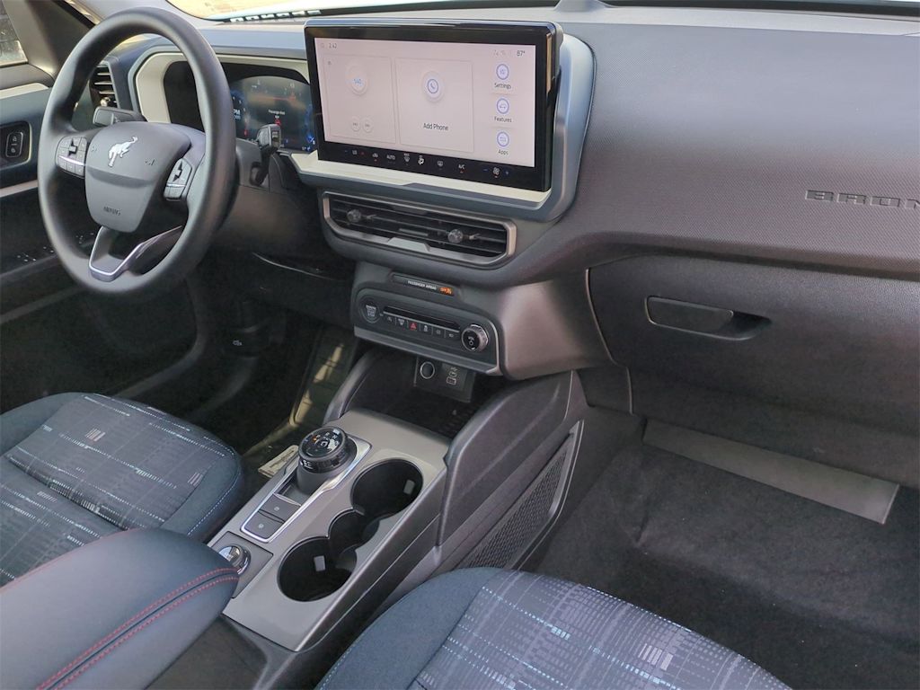 Thumbnail: 2025 Ford Bronco Sport - 13