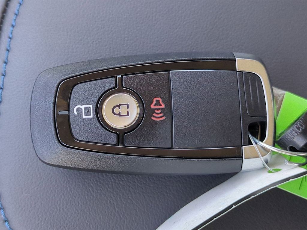 Thumbnail: 2025 Ford Maverick - 33