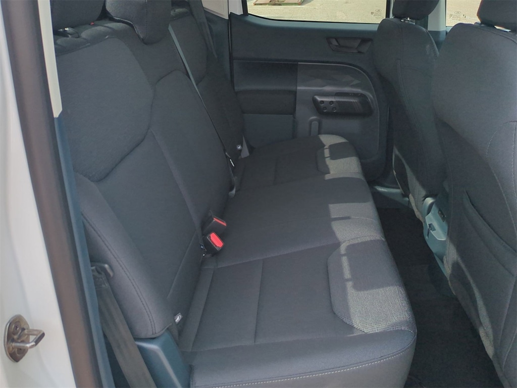 Thumbnail: 2025 Ford Maverick - 31