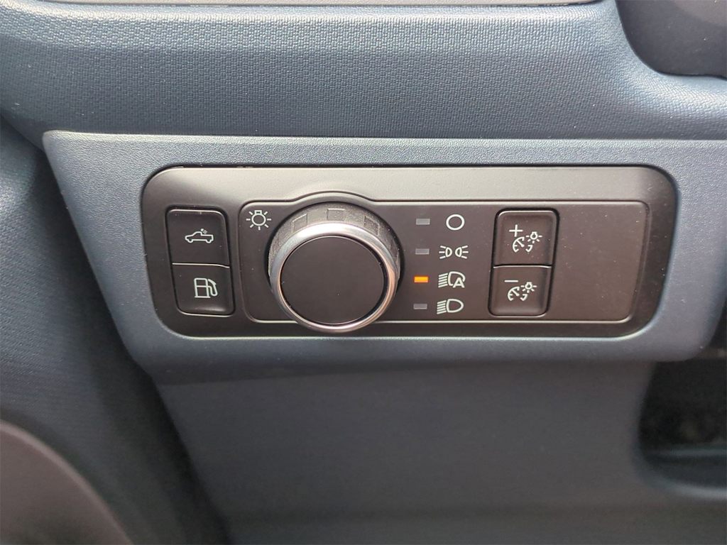 Thumbnail: 2025 Ford Maverick - 27