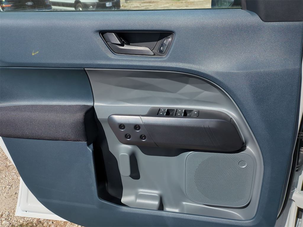 Thumbnail: 2025 Ford Maverick - 28