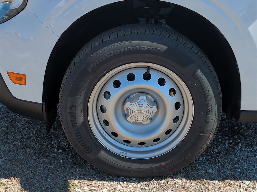 Thumbnail: 2025 Ford Maverick - 8