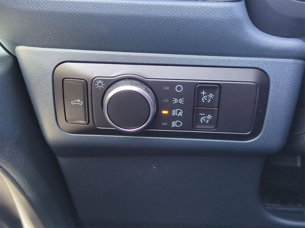 Thumbnail: 2025 Ford Maverick - 27