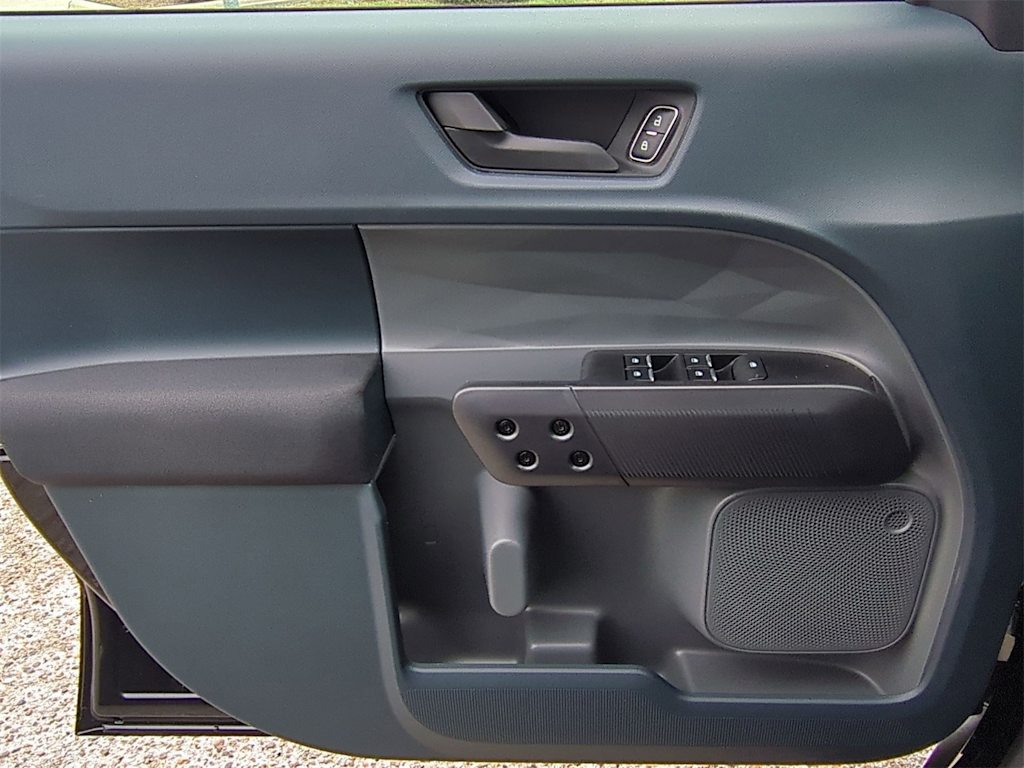 Thumbnail: 2026 Ford Maverick - 27