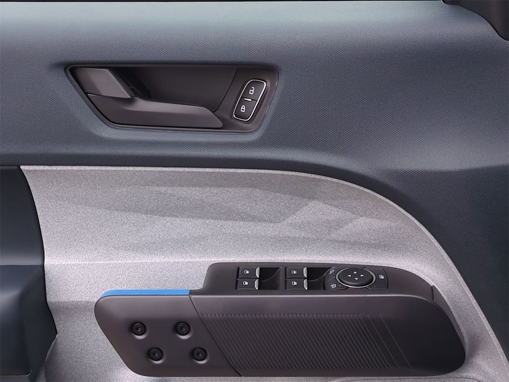 Thumbnail: 2025 Ford Maverick - 31