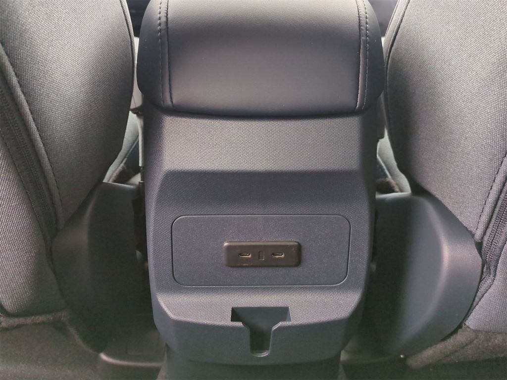 Thumbnail: 2025 Ford Maverick - 29