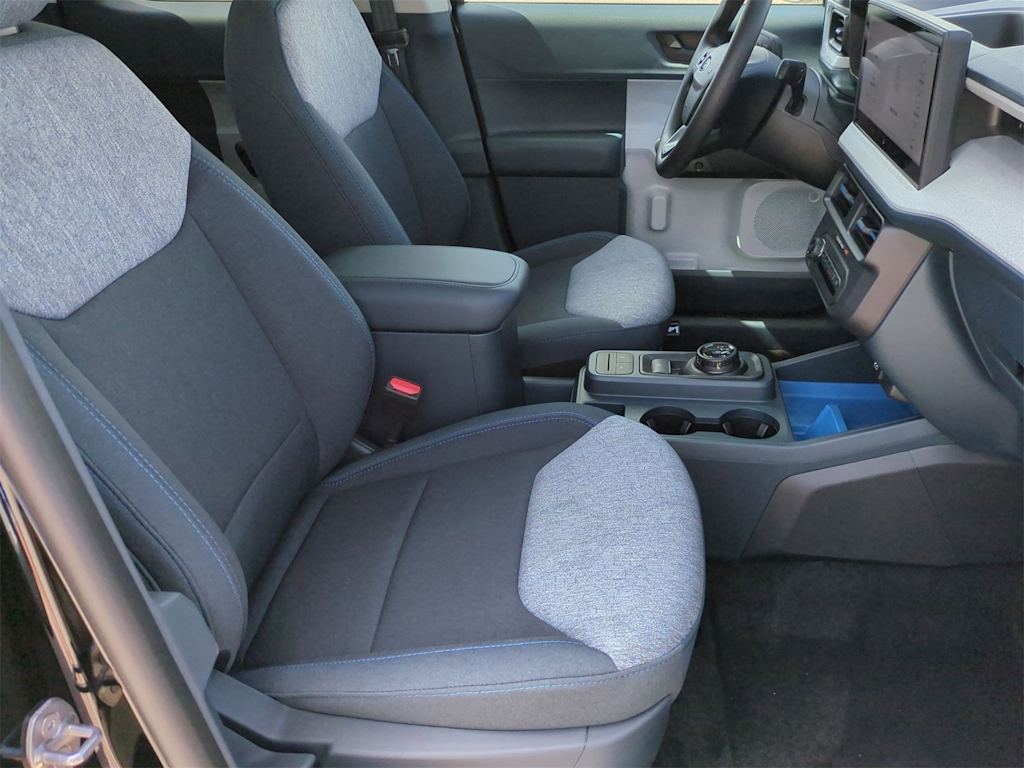 Thumbnail: 2025 Ford Maverick - 12