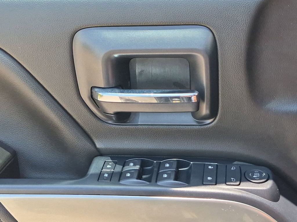 Thumbnail: 2017 Chevrolet Silverado 1500 - 30