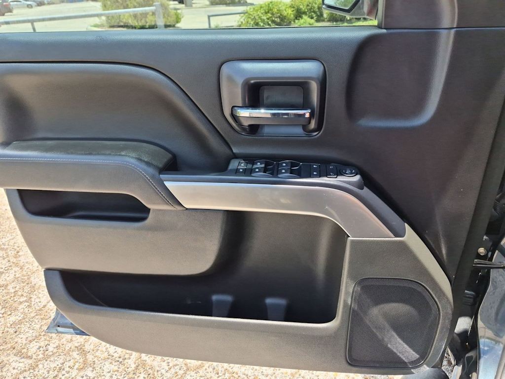 Thumbnail: 2017 Chevrolet Silverado 1500 - 29