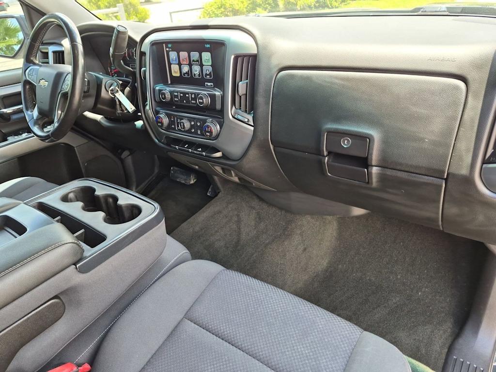 Thumbnail: 2017 Chevrolet Silverado 1500 - 13