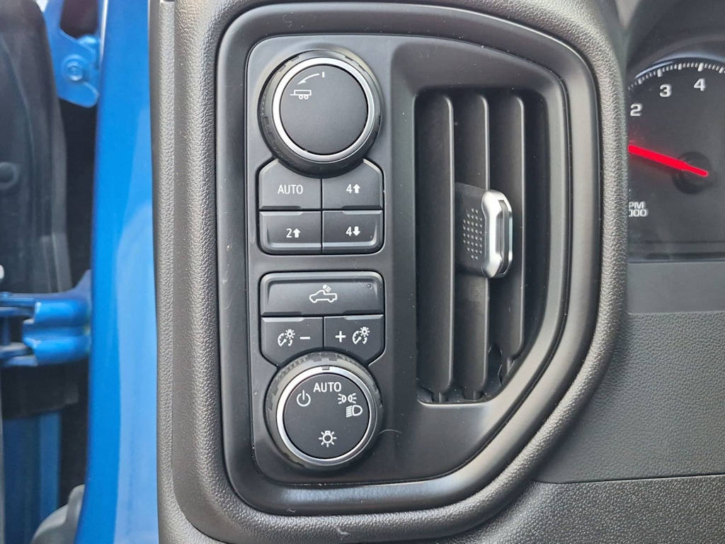 Thumbnail: 2022 Chevrolet Silverado 1500 - 28