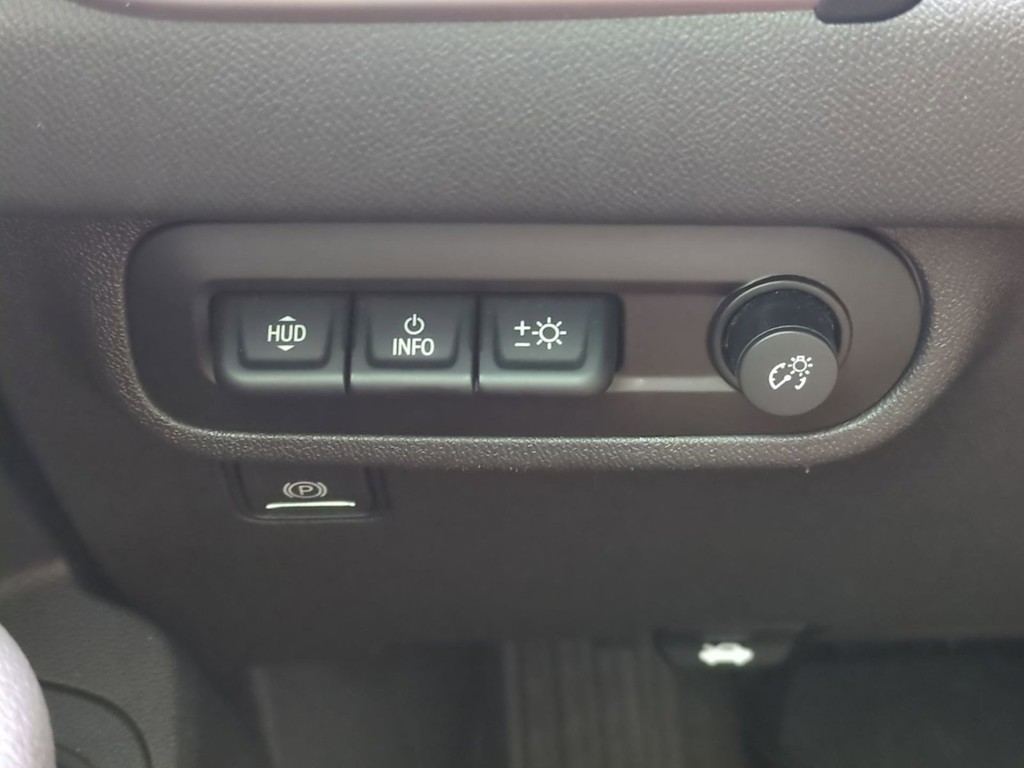 Thumbnail: 2023 GMC Terrain - 29
