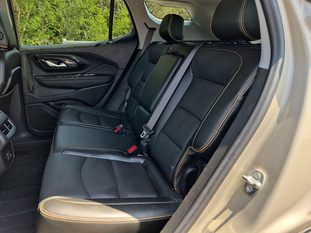 Thumbnail: 2022 GMC Terrain - 12