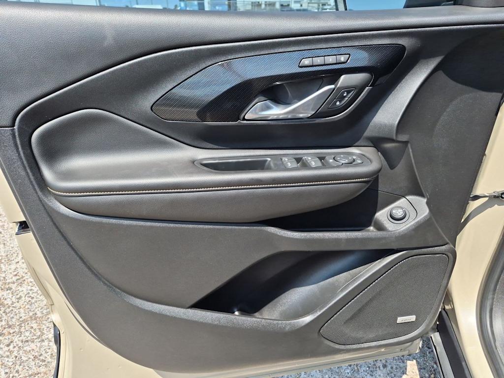 Thumbnail: 2022 GMC Terrain - 31