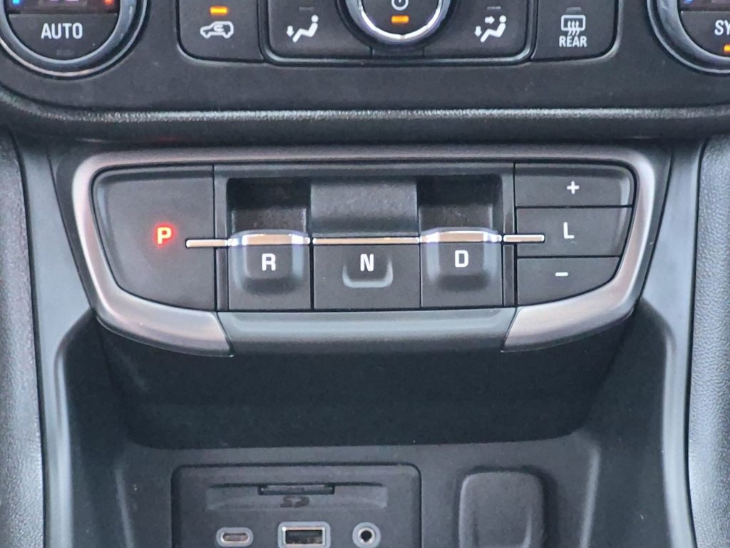 Thumbnail: 2022 GMC Terrain - 27