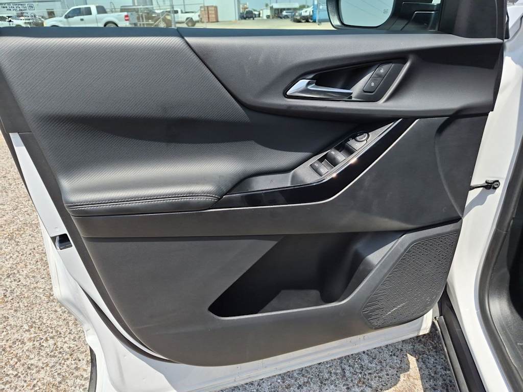 Thumbnail: 2025 Chevrolet Equinox - 31
