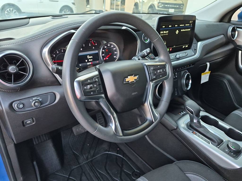 Thumbnail: 2024 Chevrolet Blazer - 2