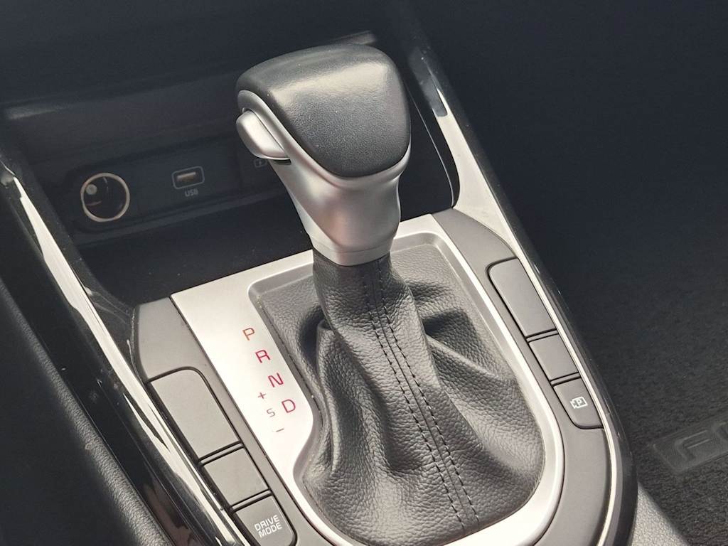 Thumbnail: 2024 Kia Forte - 16